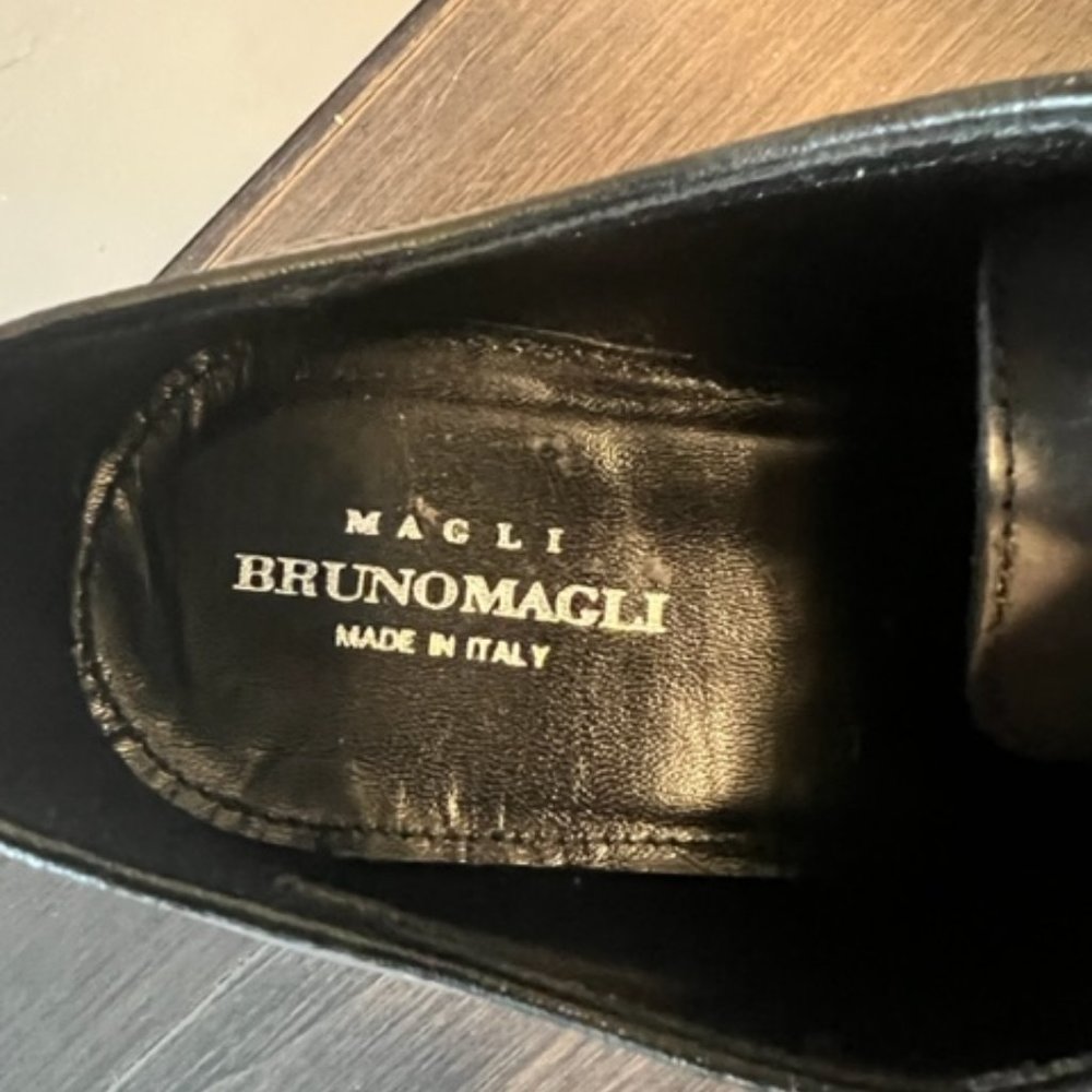 Bruno Magli Dress Shoe - Picture 2 of 3
